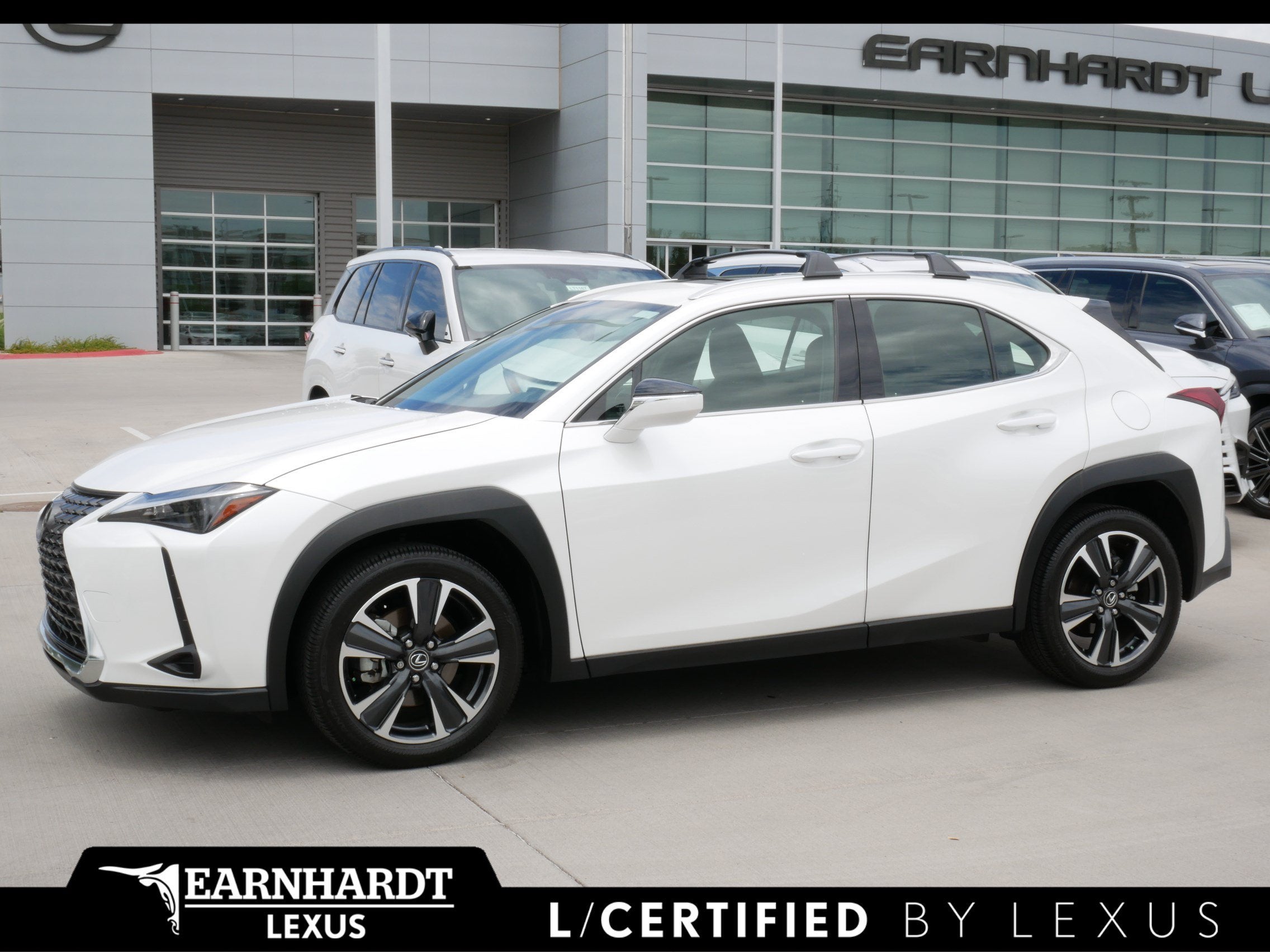 2025 Lexus UX